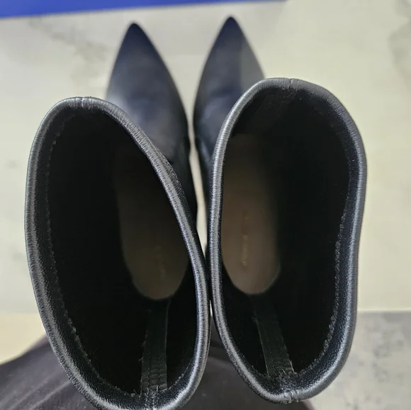 STUART WEITZMAN STRETCH BOOTIE - Picture 6 of 7